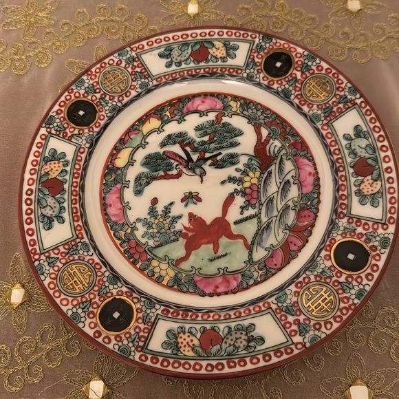 Vintage Asian Porcelain Plate Hand Decorated in Hong Kong - Picture 3 of 4